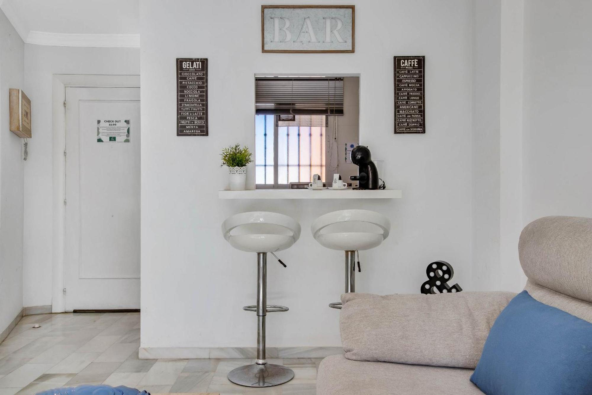 Erisa 68 By Ivi Real Estate Apartment Torremolinos Luaran gambar